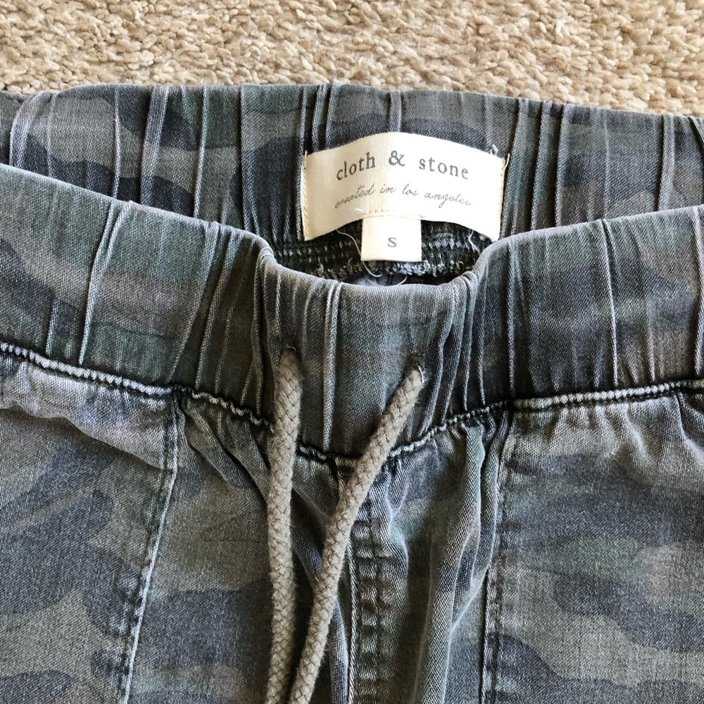 Cloth and Stone camo joggers